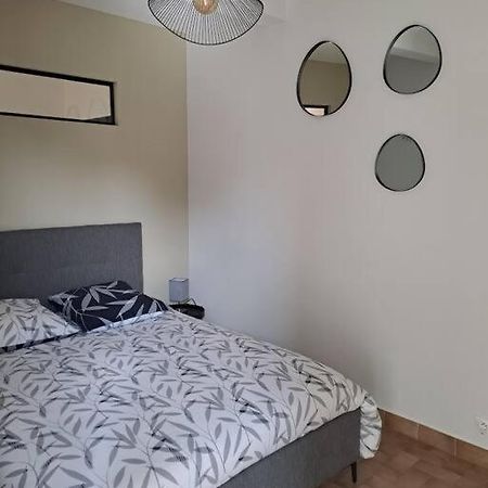 Chez Beatrice Apartment Saint Jouan des Guerets Bagian luar foto
